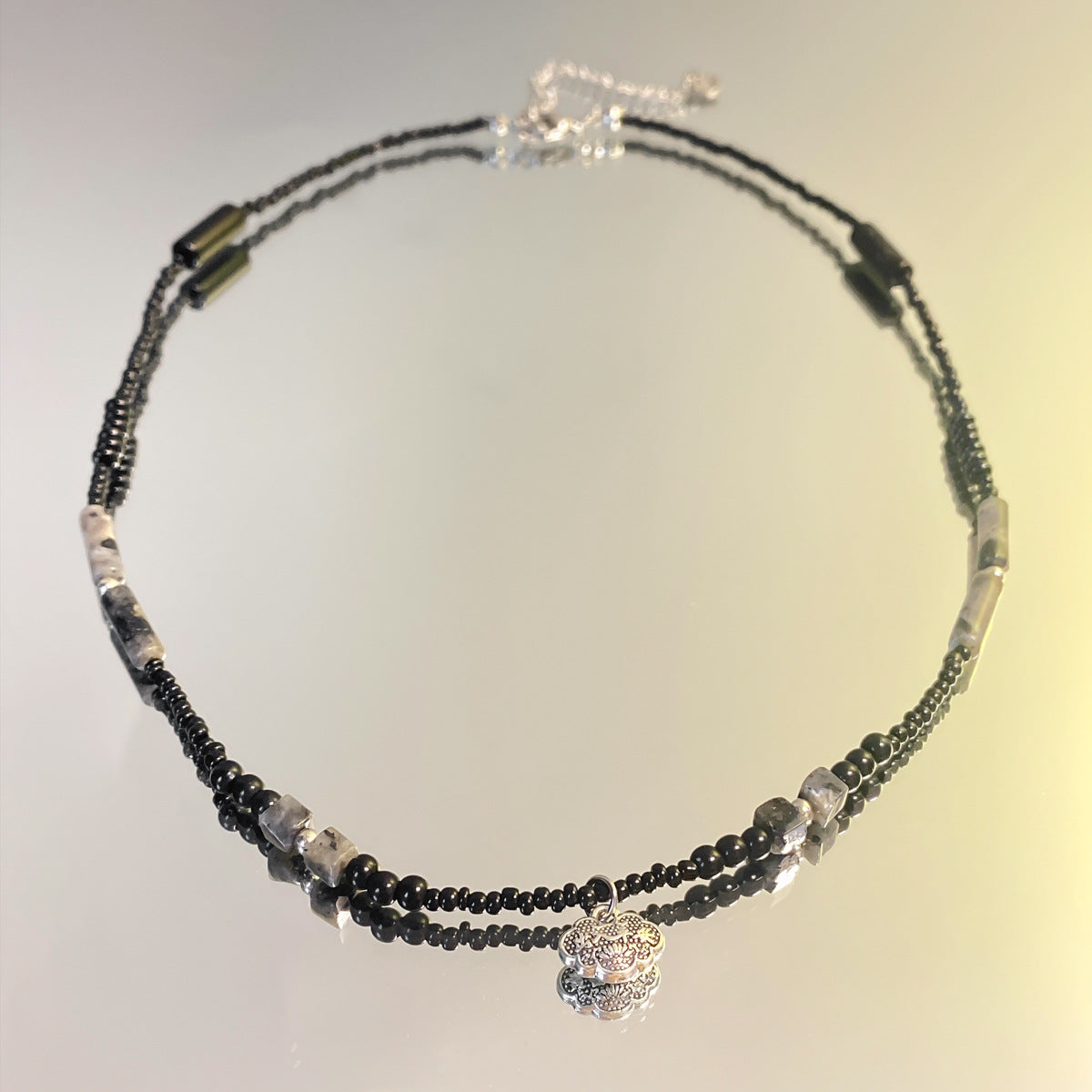 Nuevo collar de piedra natural de estilo nacional chino al por mayor